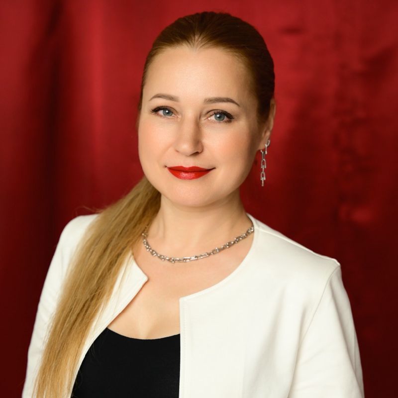 Алёна Бобу
