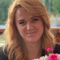 Надежда Набатчикова — прическа в городе Яковлевское