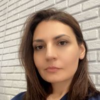 Овакимян Лиана — мытьё головы в городе Химки