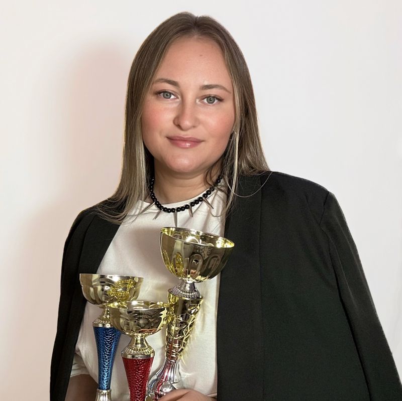 Светлана Басова