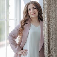 Светлана Валяженкова — обработка стоп в Костроме
